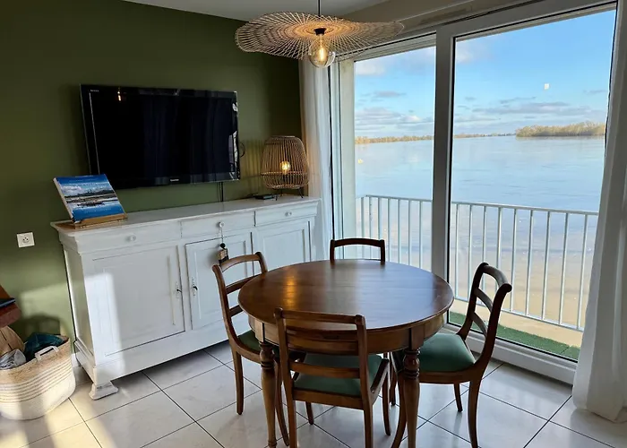 Loirizon Vue Loire 4 Personnes 度假居 *